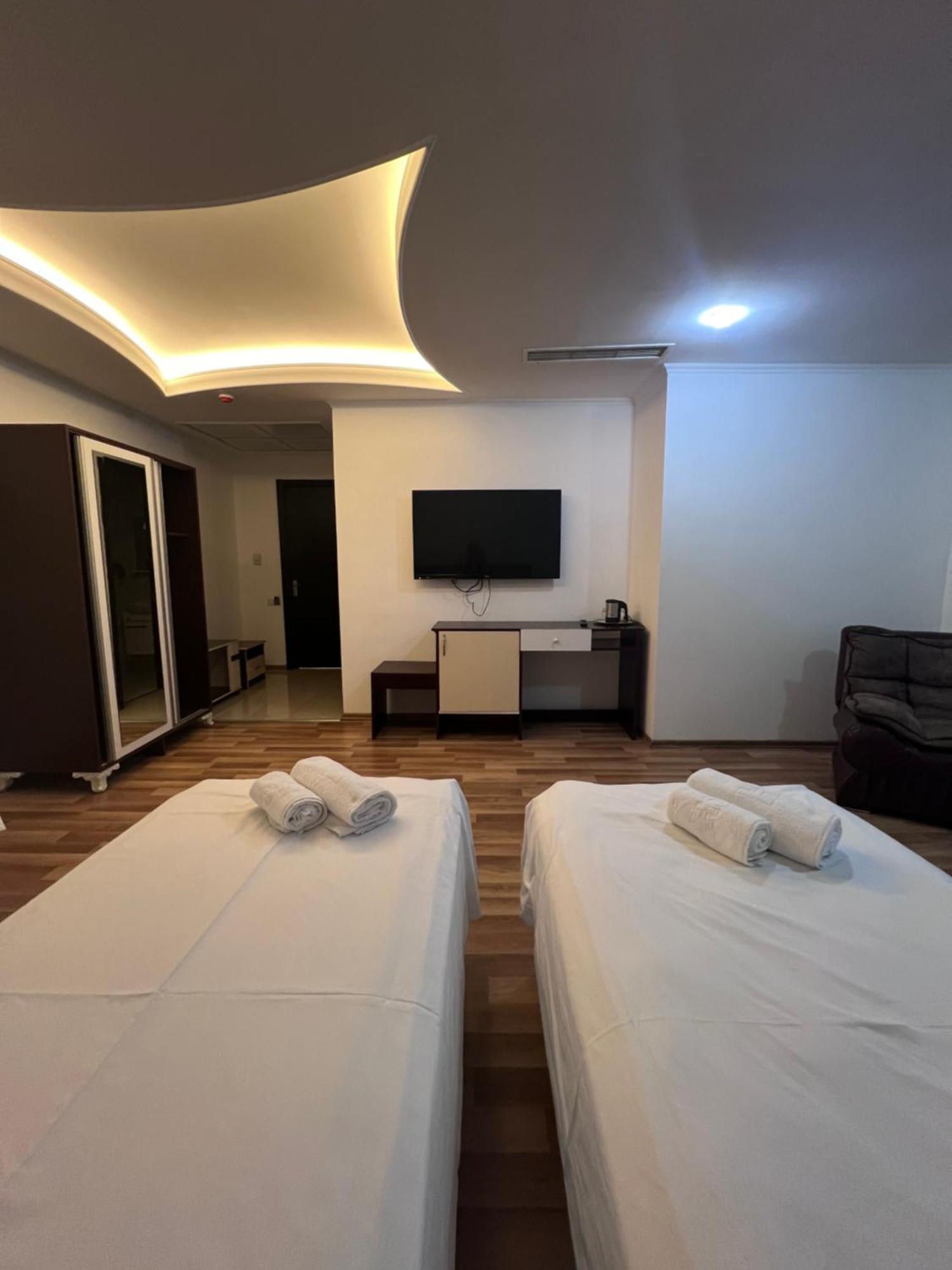 Hotel Argo Batumi Ngoại thất bức ảnh