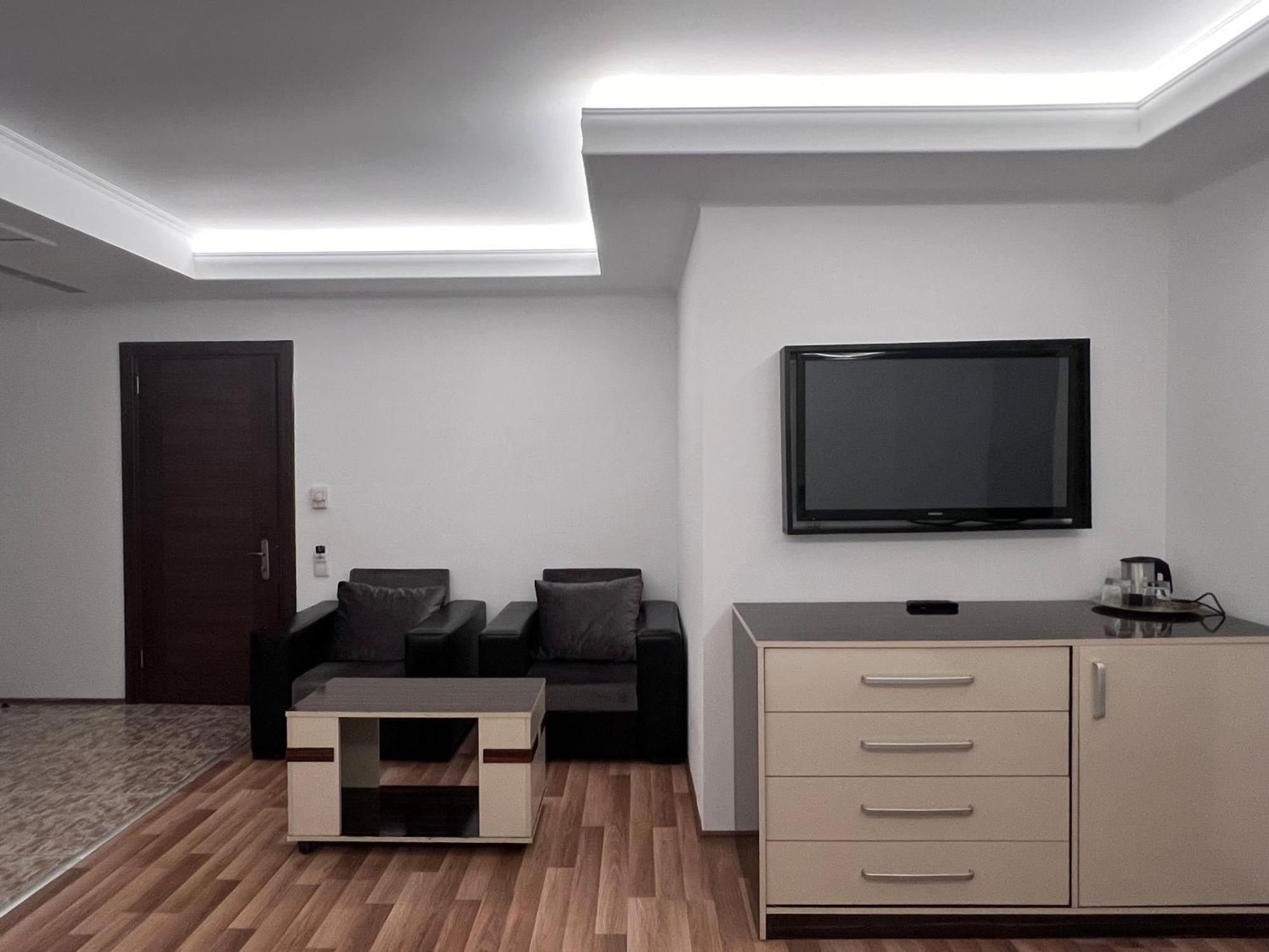Hotel Argo Batumi Ngoại thất bức ảnh